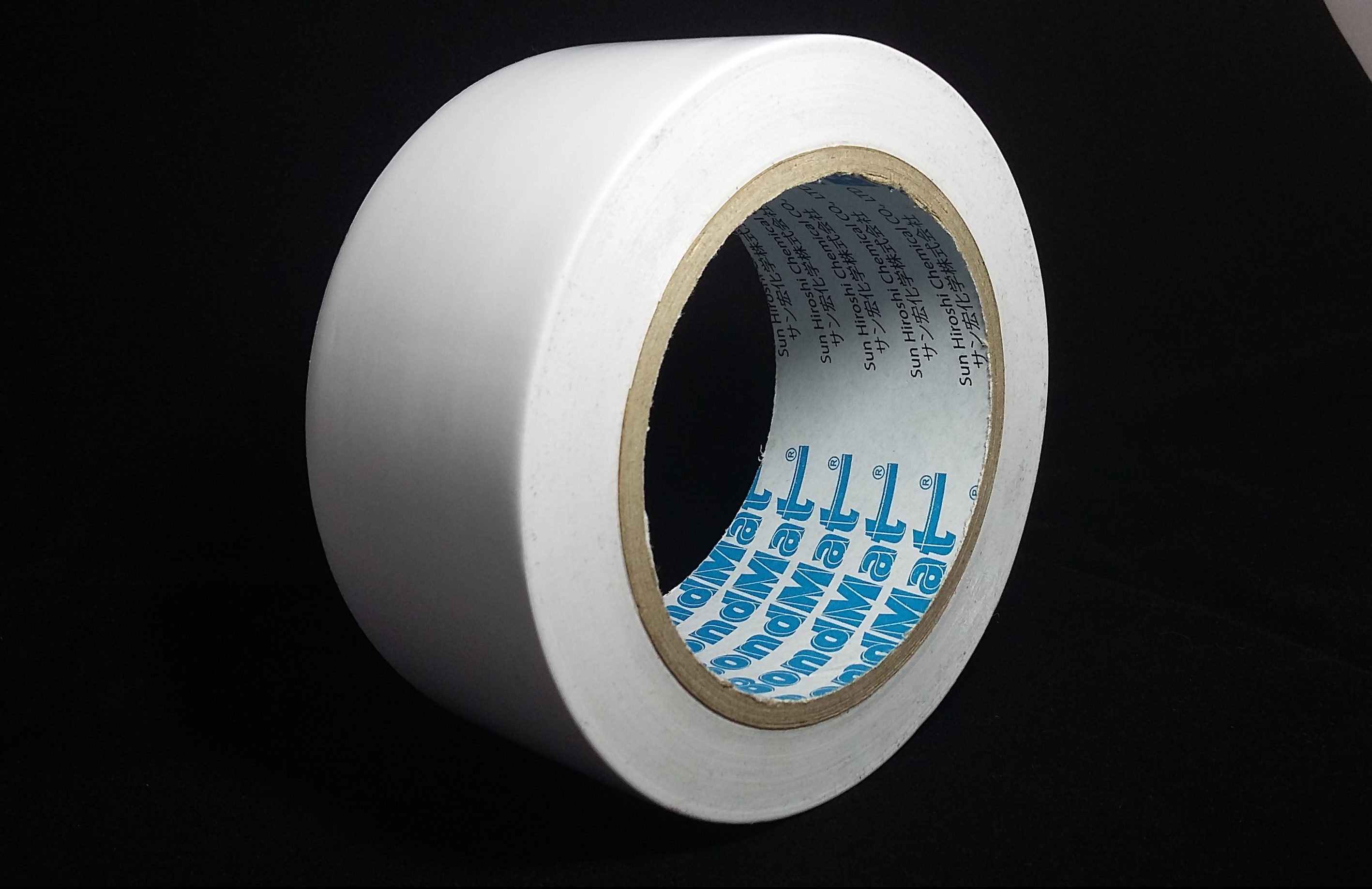 WHITE FLOOR MARKING TAPE 48 MM X 30 M (X2 QUANTITY) BUBBLE WRAP